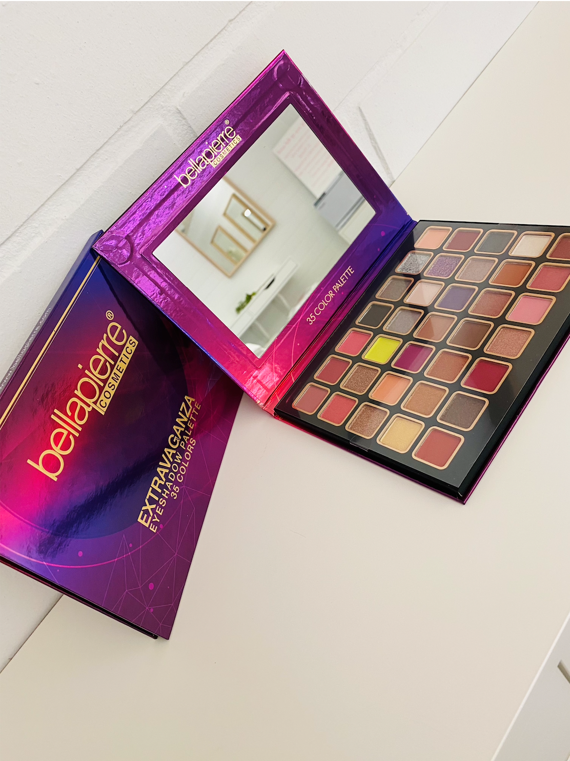 Extravaganza Eyeshadow Palette