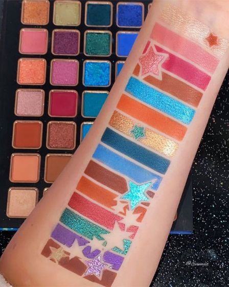  Eyeshadow Paletten met 35 oogschaduw kleuren.
